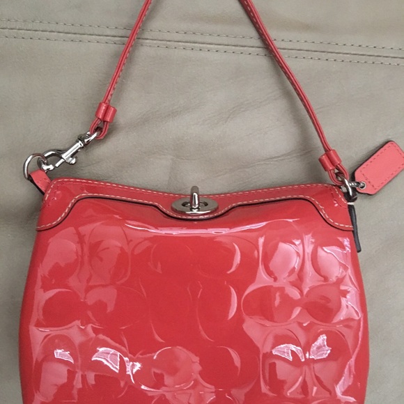 Coach wristlet - Picture 2 of 3